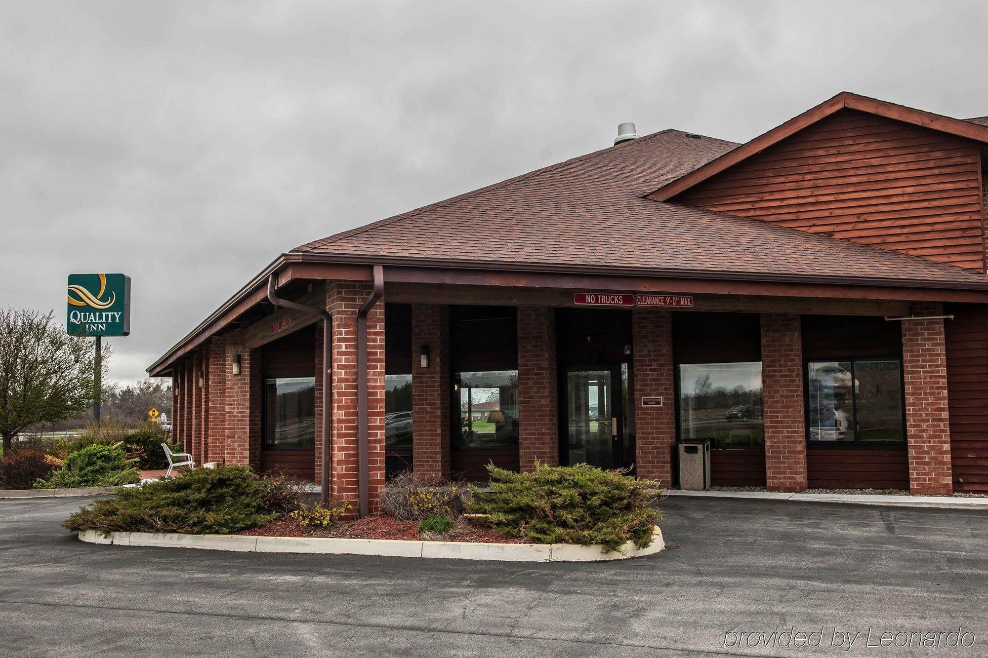 Quality Inn Columbia City Near Us-30 Exteriör bild